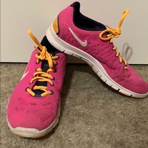 Pink athletic sneaker